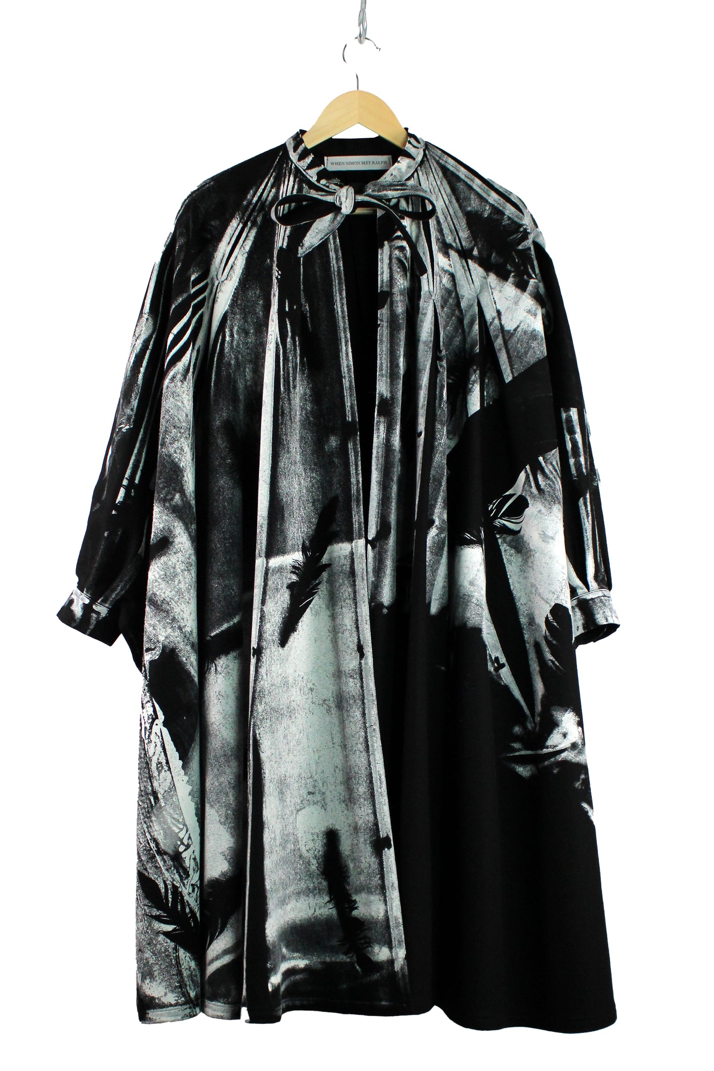 Women's Cape 377