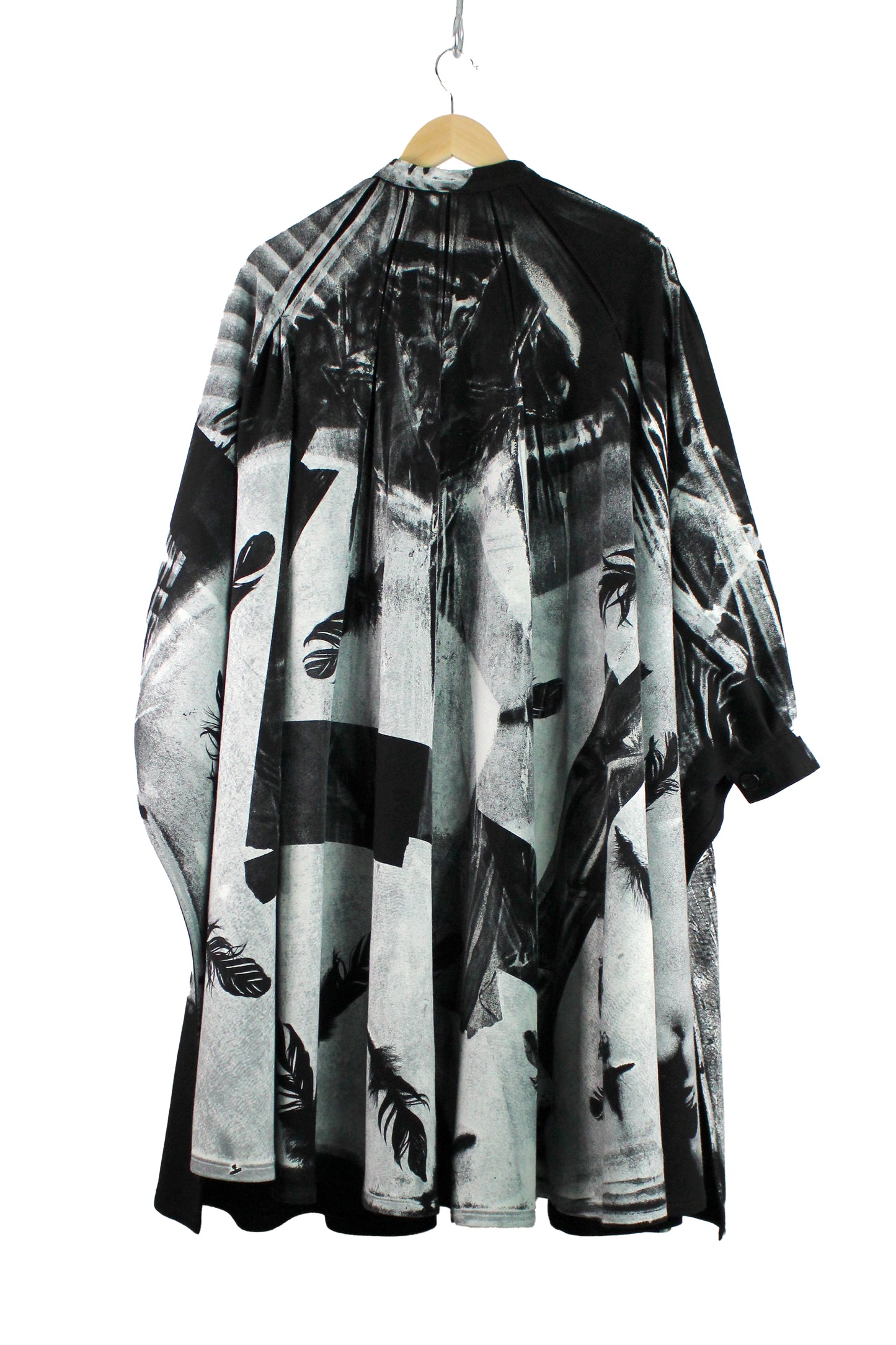 Women's Cape 377