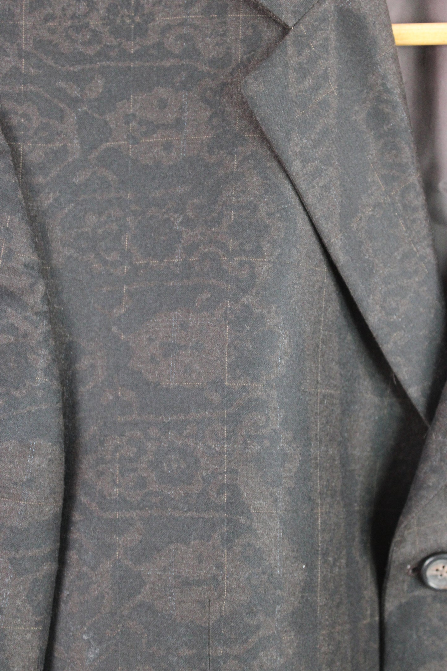Men's  Vintage Burberry Fine Wool Jacket Brown with One-of-a-kind Black Print
